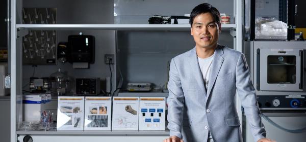 Dr. Woon-Hong Yeo in lab